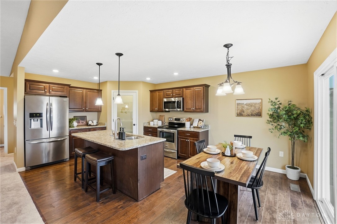 828 Governors Road Troy, OH 45373 - Photo 7 of 27 Gallery Image 7