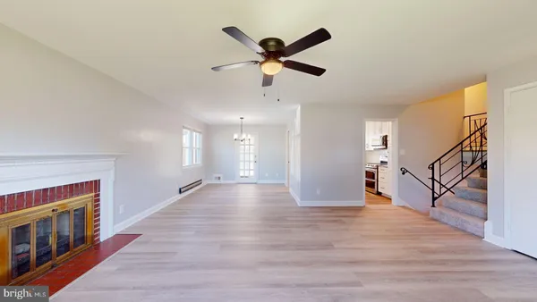 $3,995 | 4603 Kling Drive, Alexandria, VA 22312