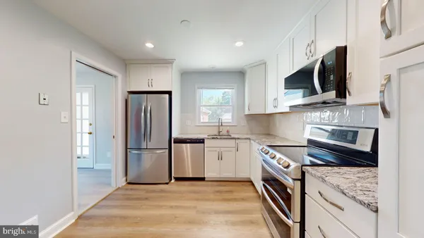 $3,995 | 4603 Kling Drive, Alexandria, VA 22312