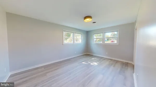 $3,995 | 4603 Kling Drive, Alexandria, VA 22312