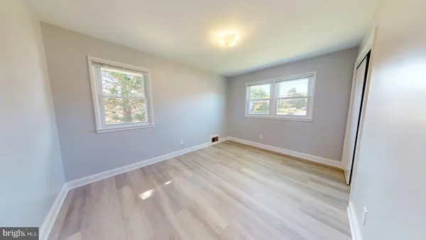 $3,995 | 4603 Kling Drive, Alexandria, VA 22312
