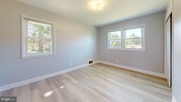 $3,995 | 4603 Kling Drive, Alexandria, VA 22312