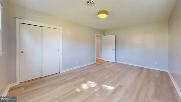 $3,995 | 4603 Kling Drive, Alexandria, VA 22312