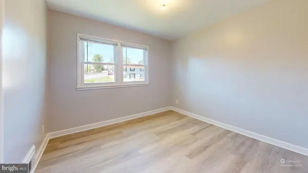 $3,995 | 4603 Kling Drive, Alexandria, VA 22312