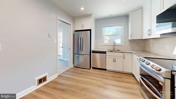 $3,995 | 4603 Kling Drive, Alexandria, VA 22312