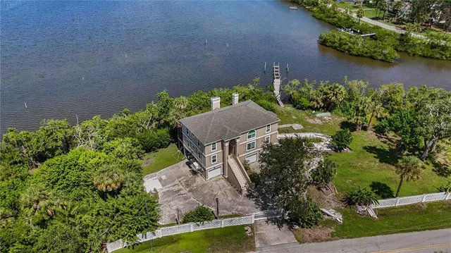 $2,700,000 | 1460 Bayshore Drive, Terra Ceia, FL 34250