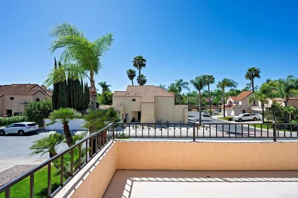$899,000 | 1948 Villa Del Dios, Escondido, CA 92029