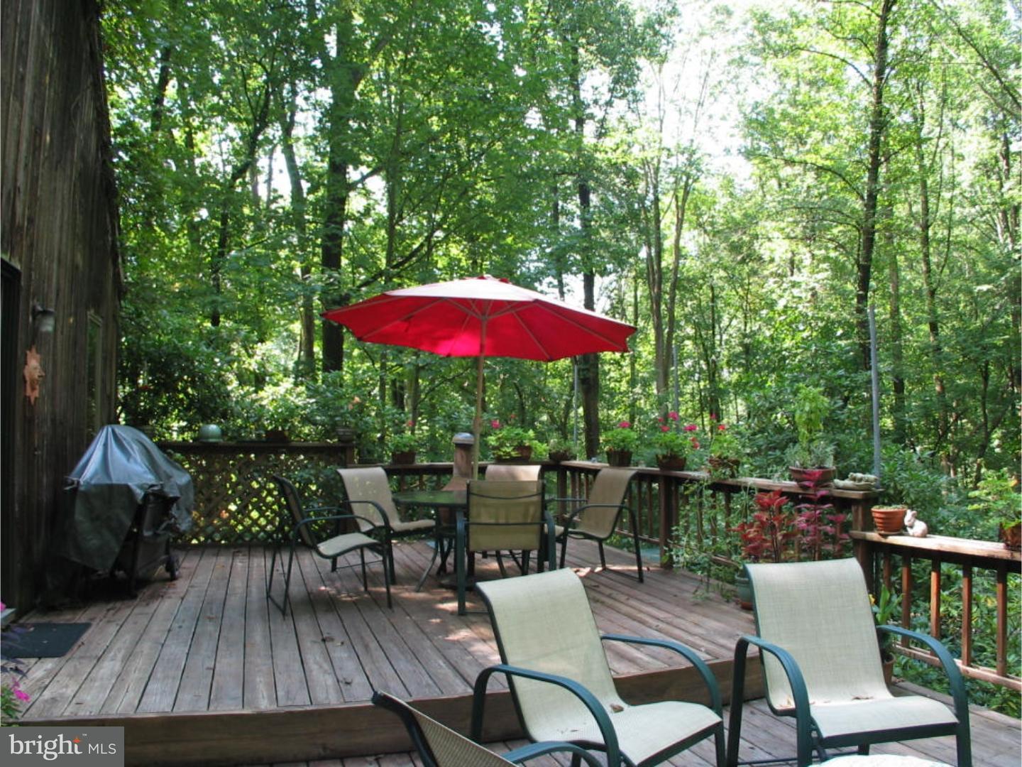 58 Highspire Road Downingtown, PA 19335 - Photo 15 of 25 Deck