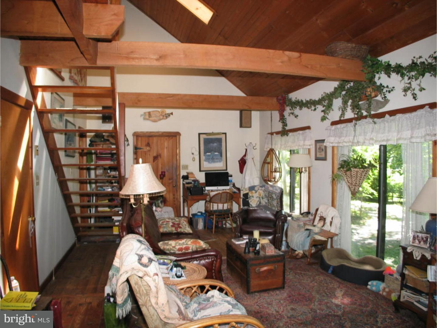 58 Highspire Road Downingtown, PA 19335 - Photo 4 of 25 Great Room
