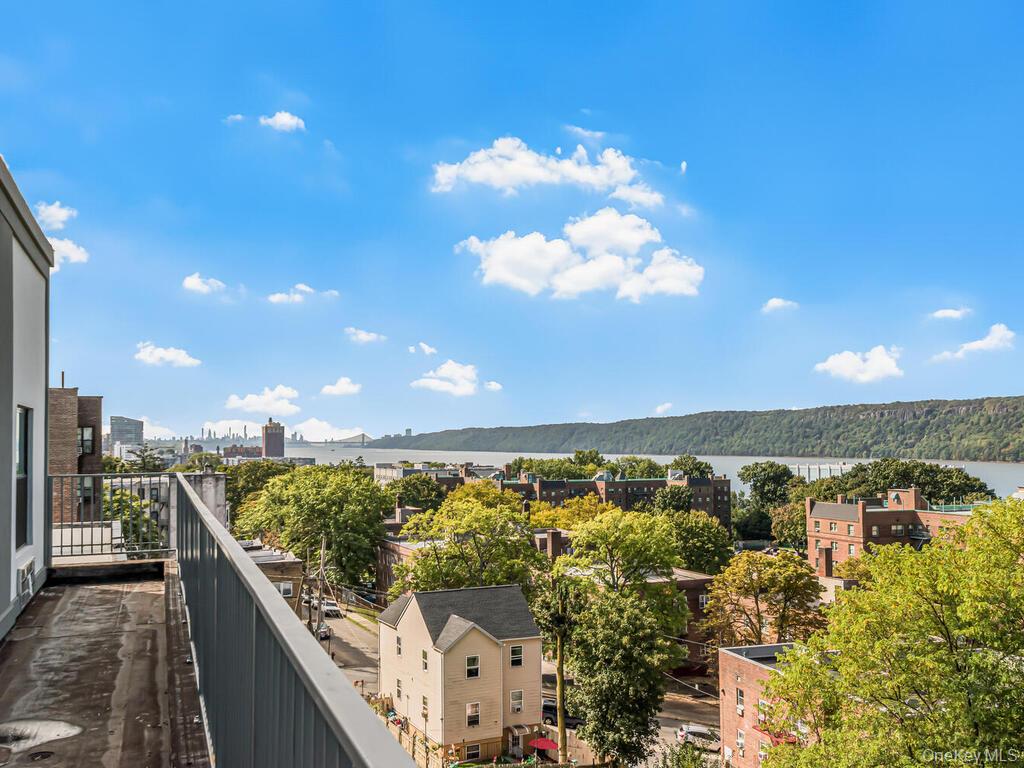 409 Warburton Avenue, Unit 5A Yonkers, NY 10701 - Photo 10 of 13