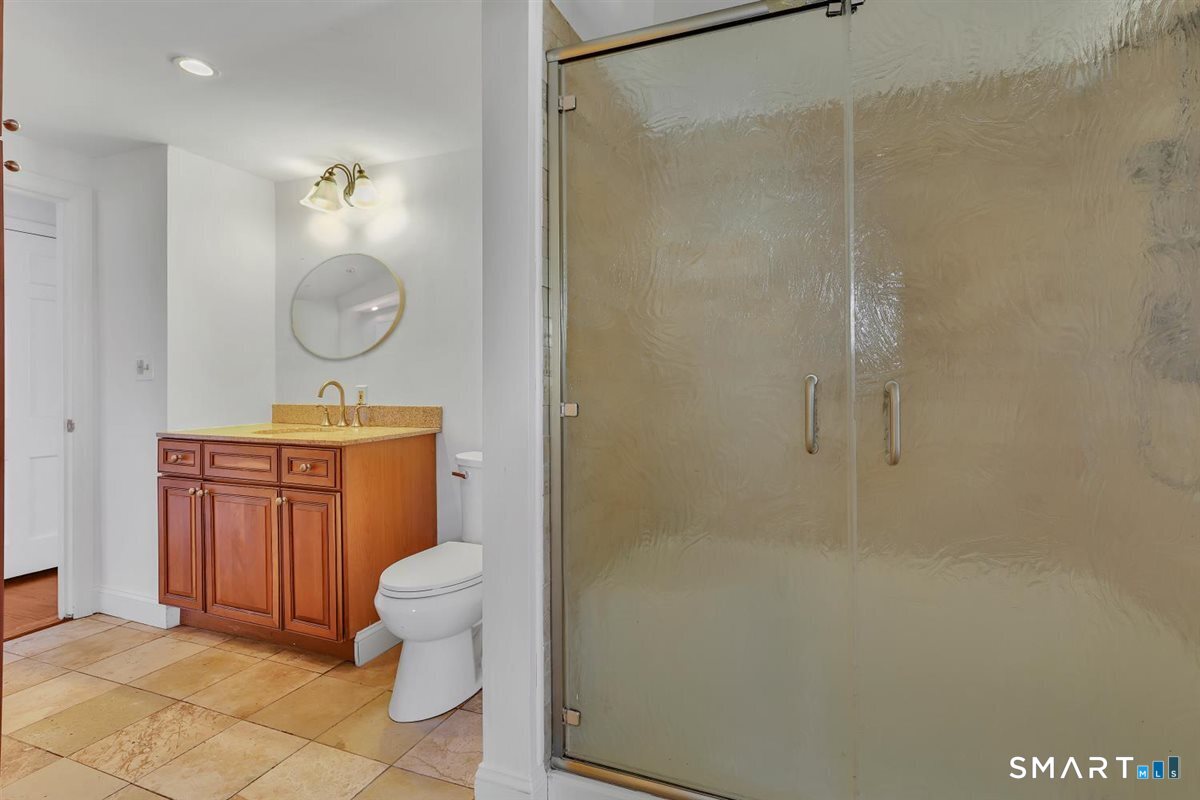 57 Vineyard Road North Haven, CT 06473 - Photo 15 of 34