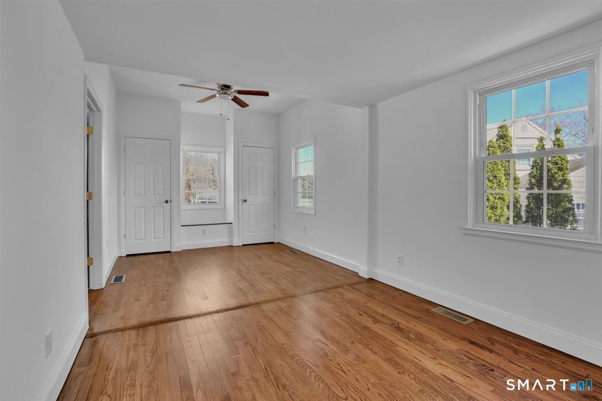 57 Vineyard Road North Haven, CT 06473 - Photo 21 of 35