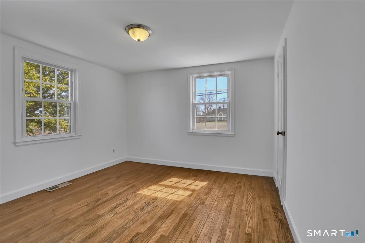 57 Vineyard Road North Haven, CT 06473 - Photo 24 of 35