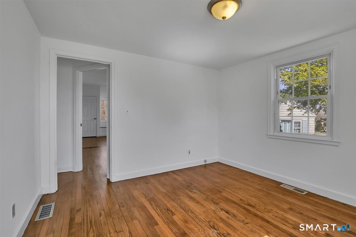 57 Vineyard Road North Haven, CT 06473 - Photo 25 of 35