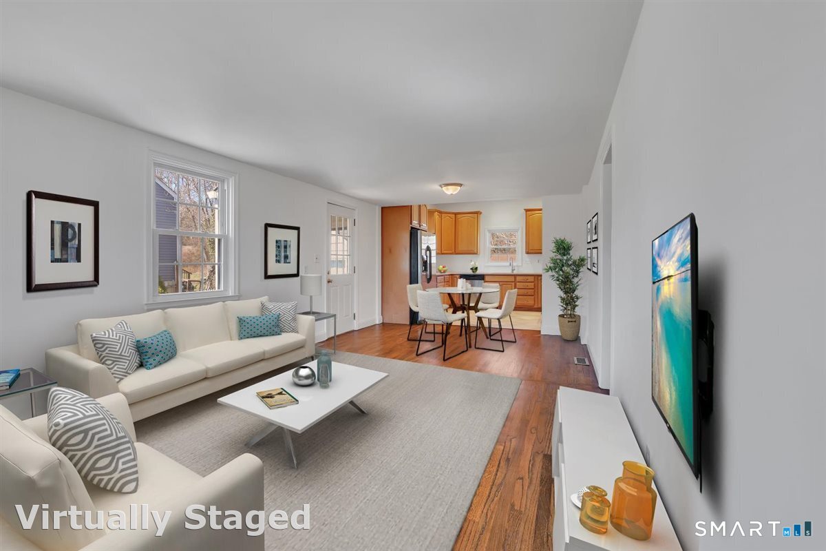 57 Vineyard Road North Haven, CT 06473 - Photo 5 of 35