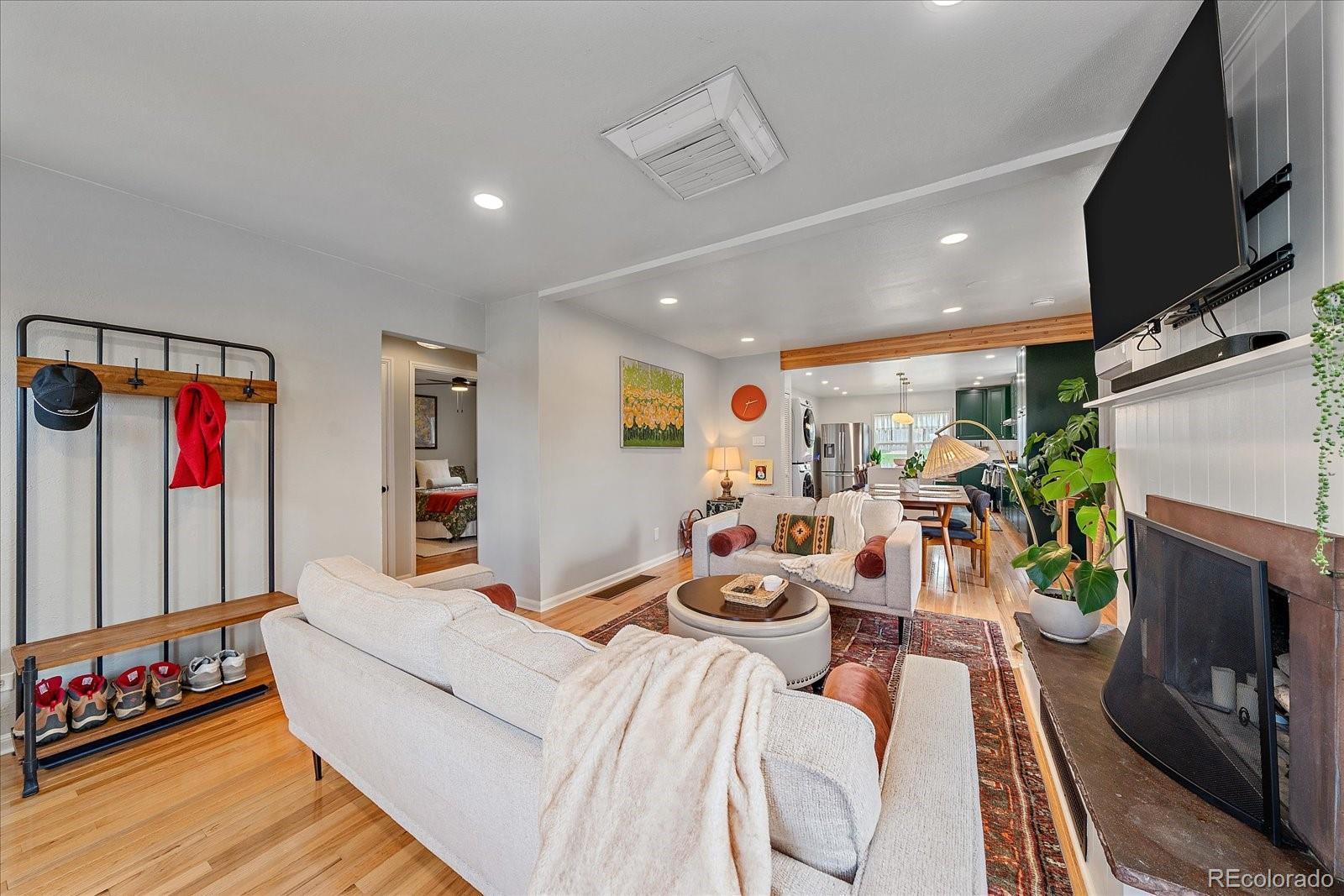 49 Bryant Way Denver, CO 80219 - Photo 12 of 34