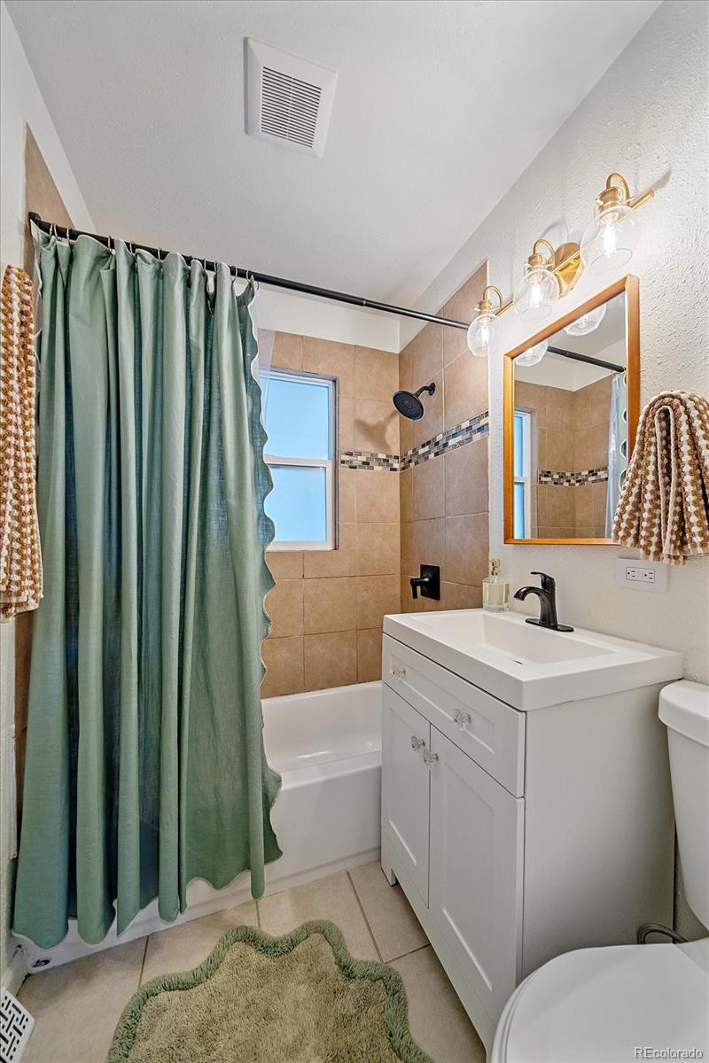 49 Bryant Way Denver, CO 80219 - Photo 20 of 34