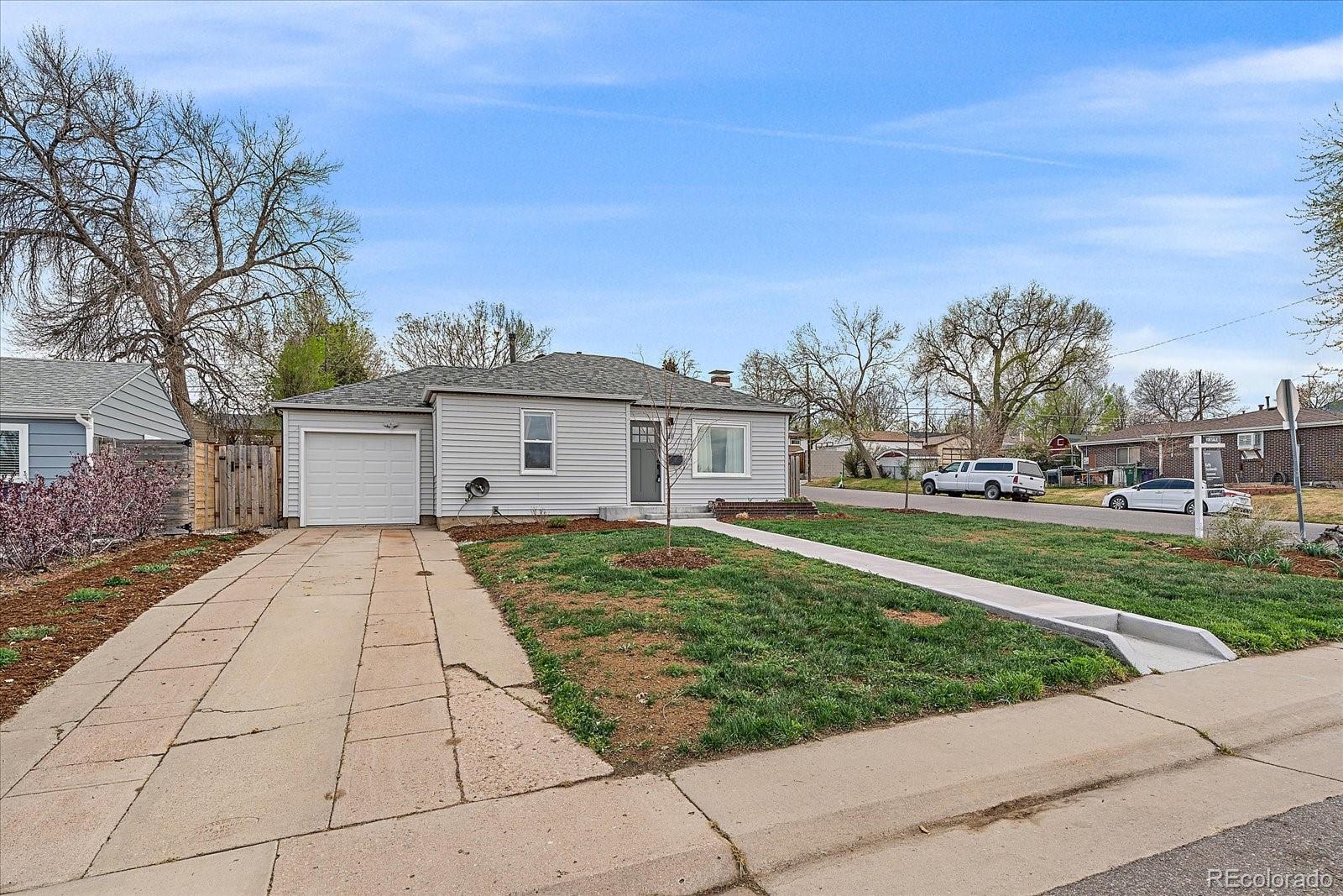 49 Bryant Way Denver, CO 80219 - Photo 32 of 34