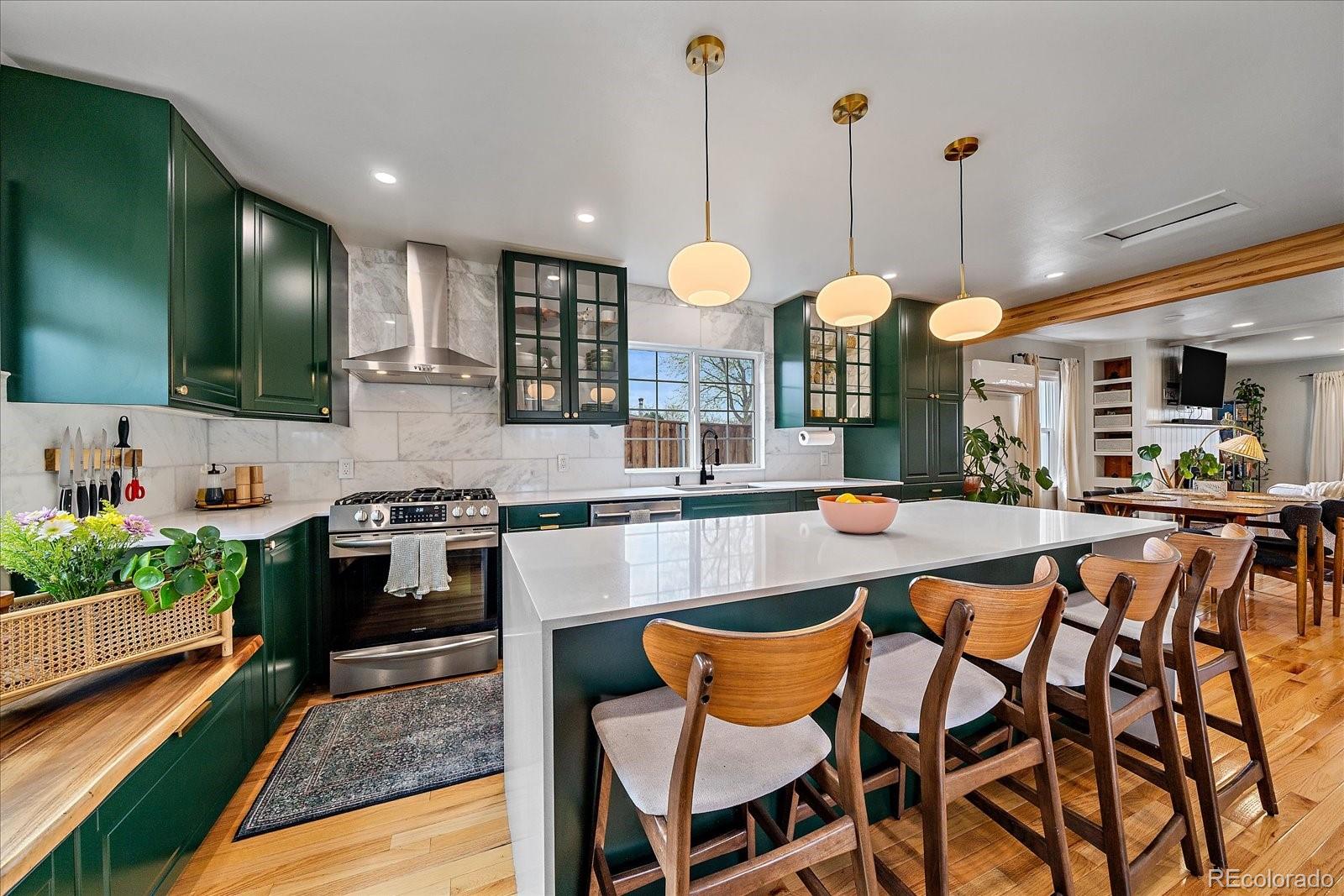 49 Bryant Way Denver, CO 80219 - Photo 5 of 34