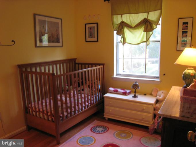 2288 Gunsmith Square Reston, VA 20191 - Photo 17 of 19 Bedroom