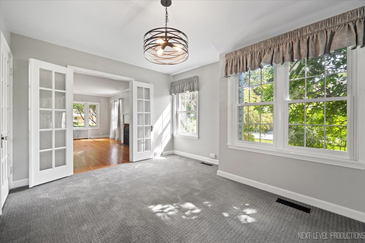 1222 James Street Geneva, IL 60134 - Photo 8 of 50