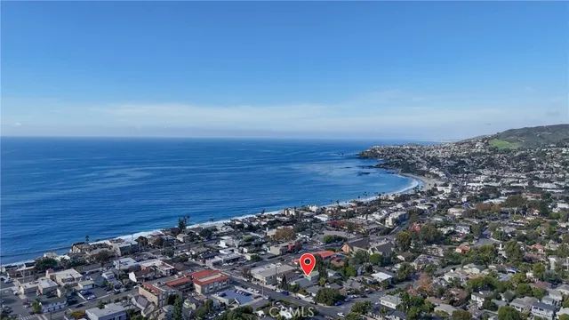 $4,000 | 352 Thalia Street, Laguna Beach, CA 92651