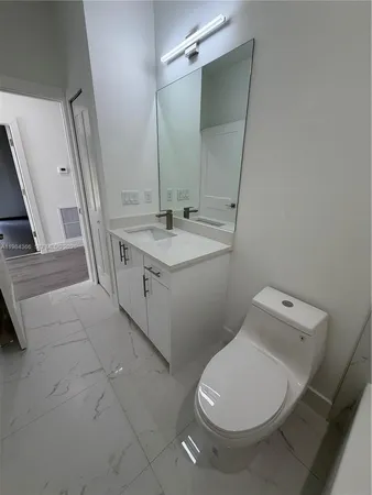 $2,000 | 721 Ivan Avenue South, Unit 721, Lehigh Acres, FL 33973