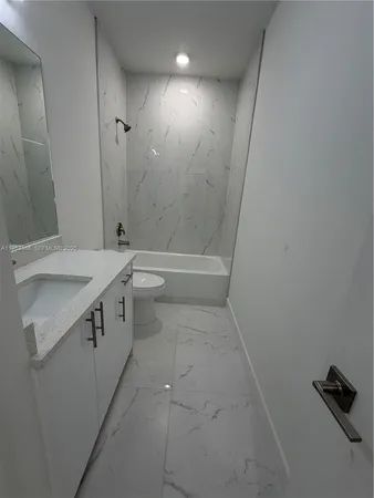 $2,000 | 721 Ivan Avenue South, Unit 721, Lehigh Acres, FL 33973