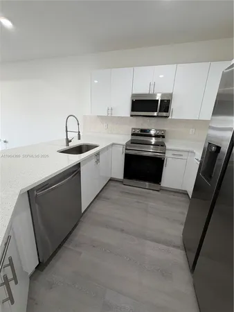 $2,000 | 721 Ivan Avenue South, Unit 721, Lehigh Acres, FL 33973
