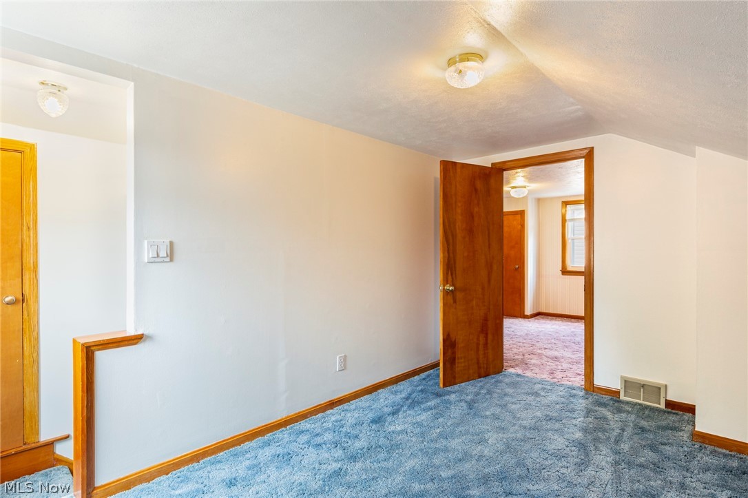 2806 Hearthstone Road Cleveland, OH 44134 - Photo 14 of 27 Gallery Image 14
