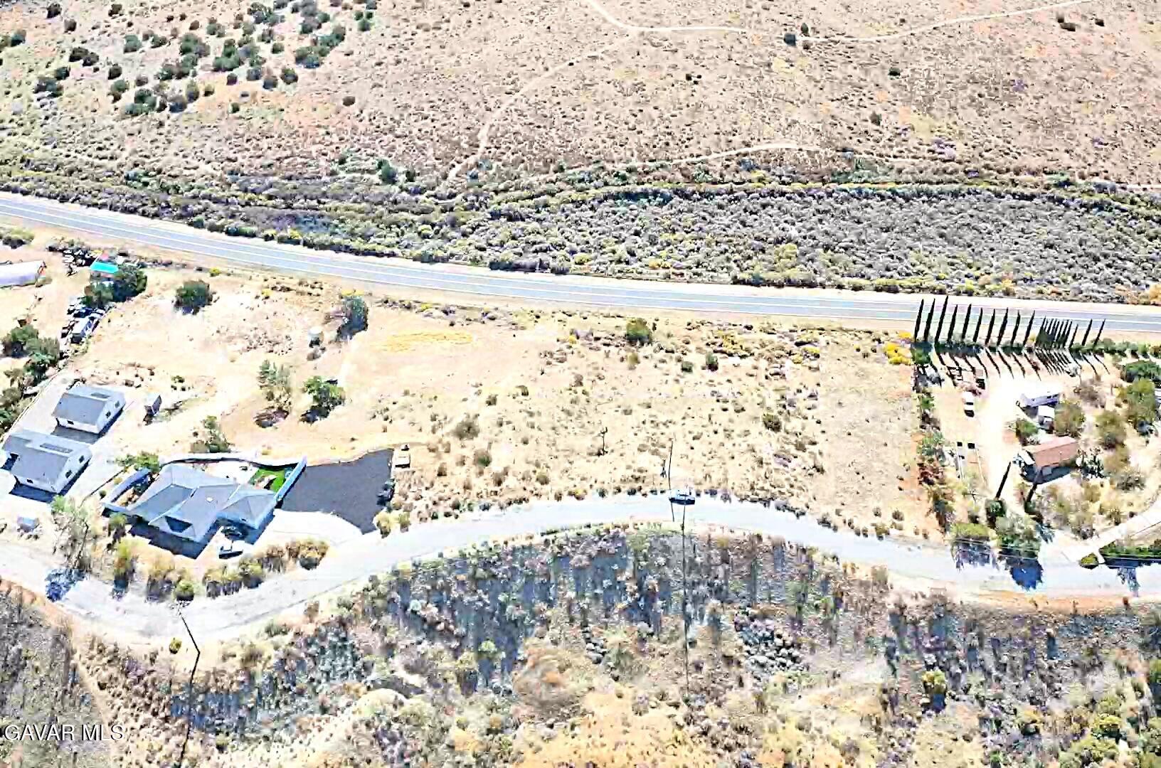 Vac/barrel Spring Road Palmdale, CA 93552 - Photo 25 of 33 a view of balcony with wooden floor