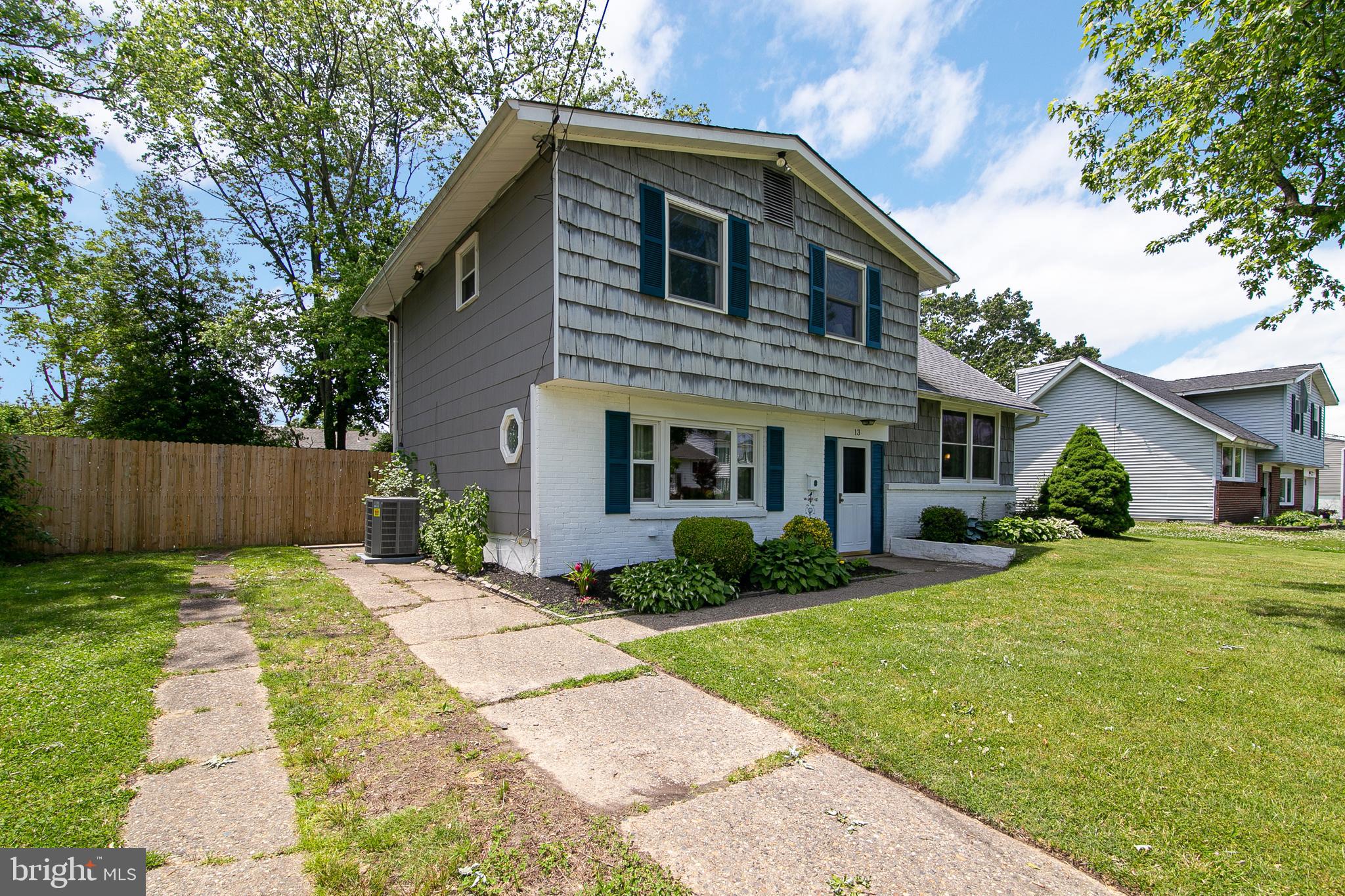 13 Wexford Road Gibbsboro, NJ 08026 - Photo 3 of 36