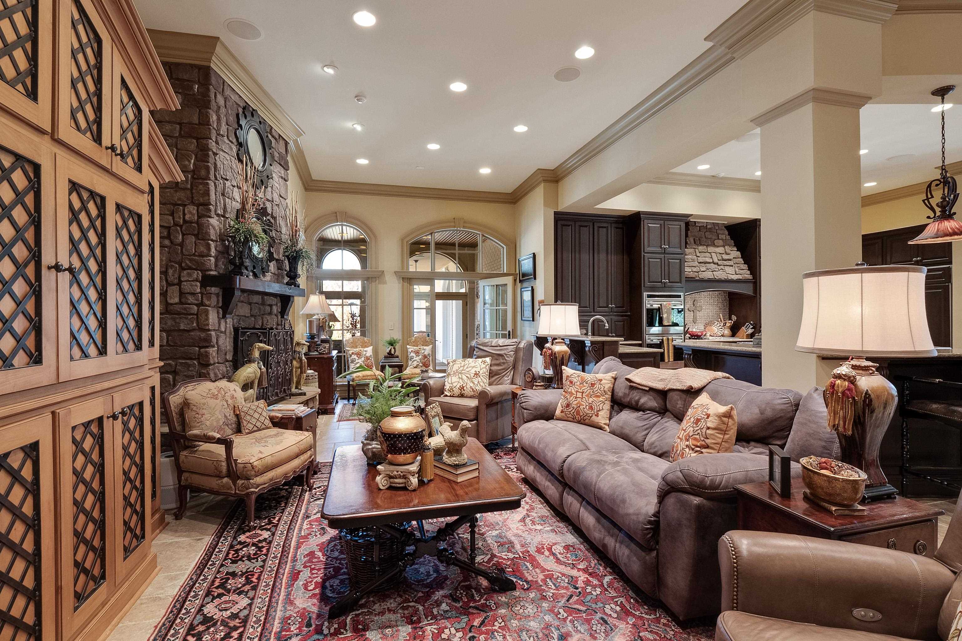 2000 Patrick Drive Corinth, MS 38834 - Photo 11 of 25 a living room with furniture and a couch