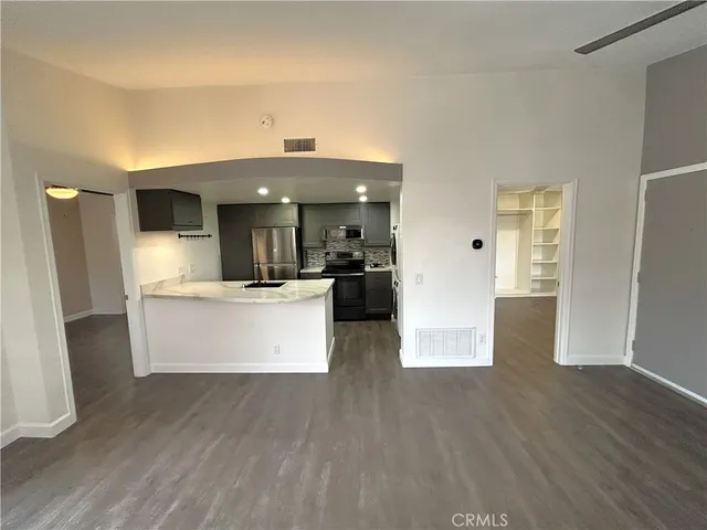 $2,100 | 3719 Oak Creek Drive, Ontario, CA 91761