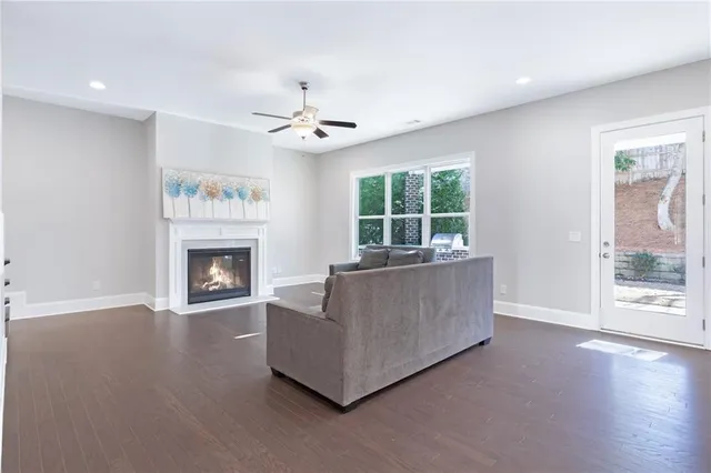 $3,900 | 1859 Commons Place, Atlanta, GA 30318