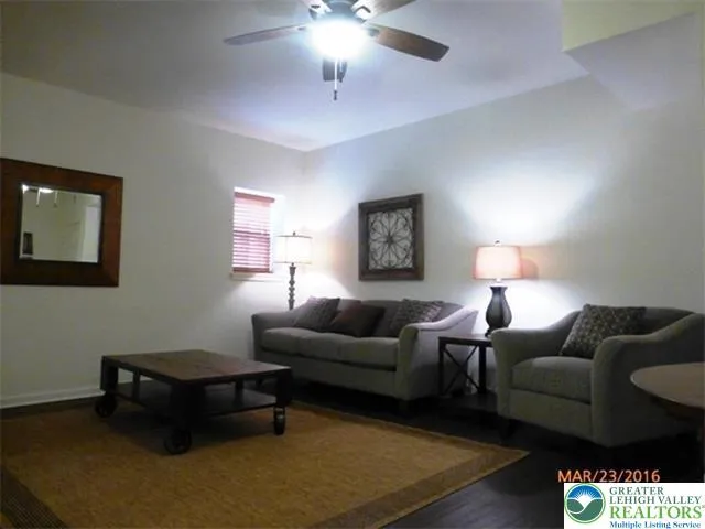 $1,495 | 108 South Main Street, Unit 3A, Alburtis, PA 18011