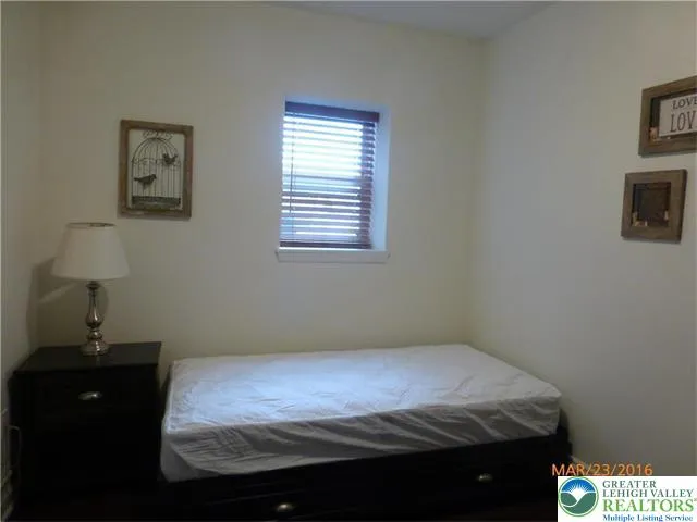 $1,495 | 108 South Main Street, Unit 3A, Alburtis, PA 18011