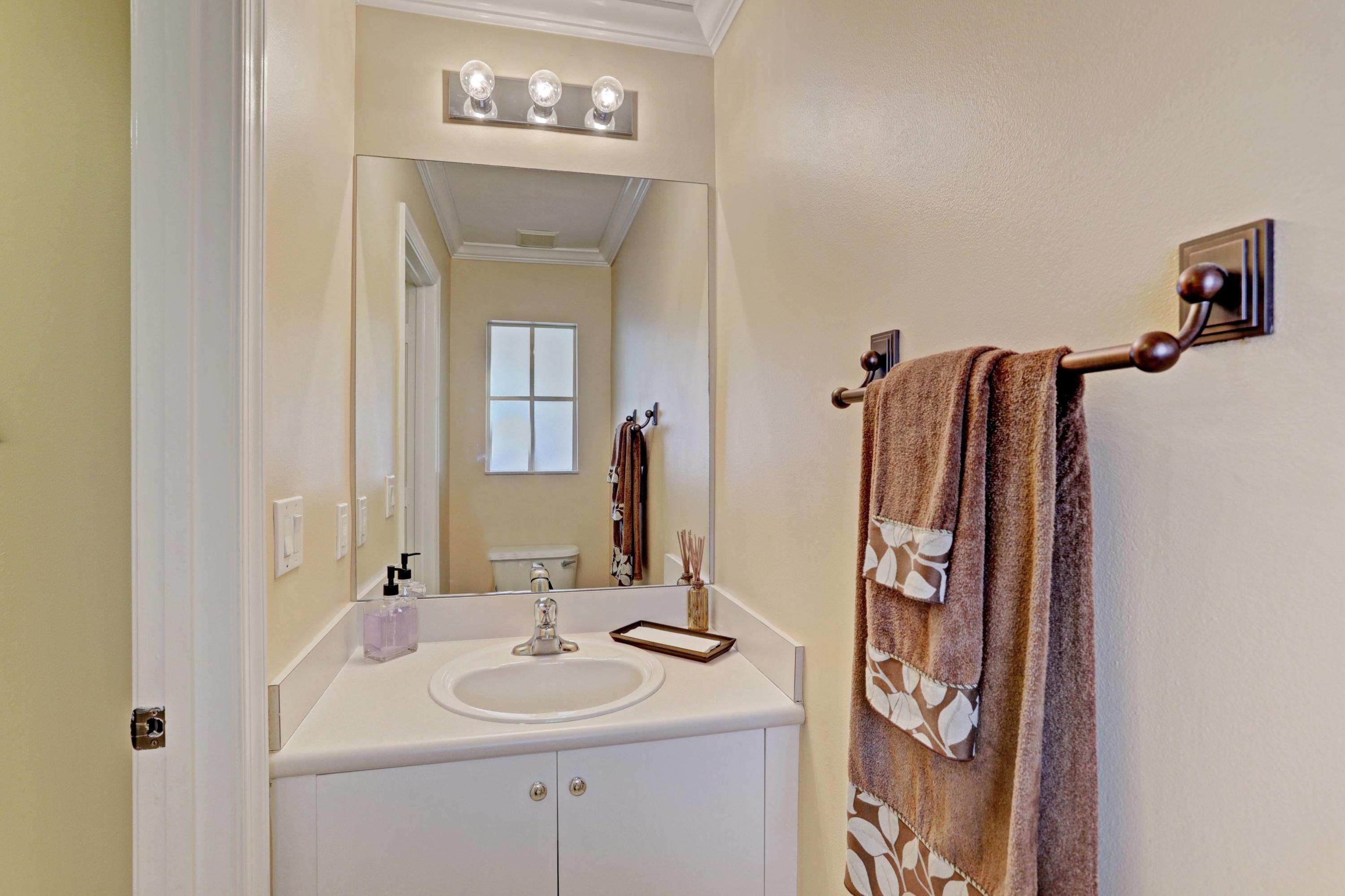 861 Imperial Lake Road West Palm Beach, FL 33413 - Photo 3 of 55 06_320a3121_2_3_4_5