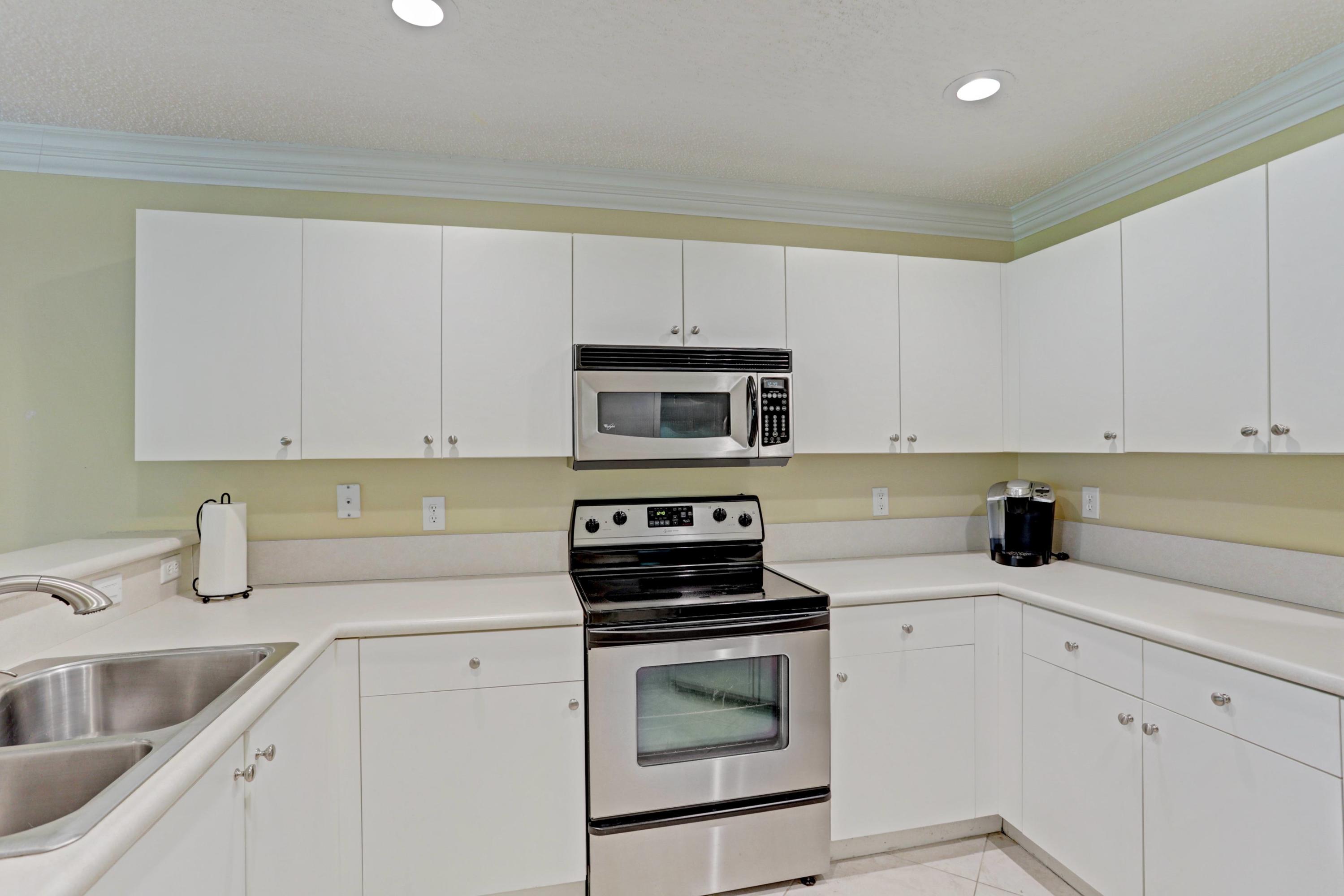 861 Imperial Lake Road West Palm Beach, FL 33413 - Photo 10 of 55 13_320a3181_2_3_4_5