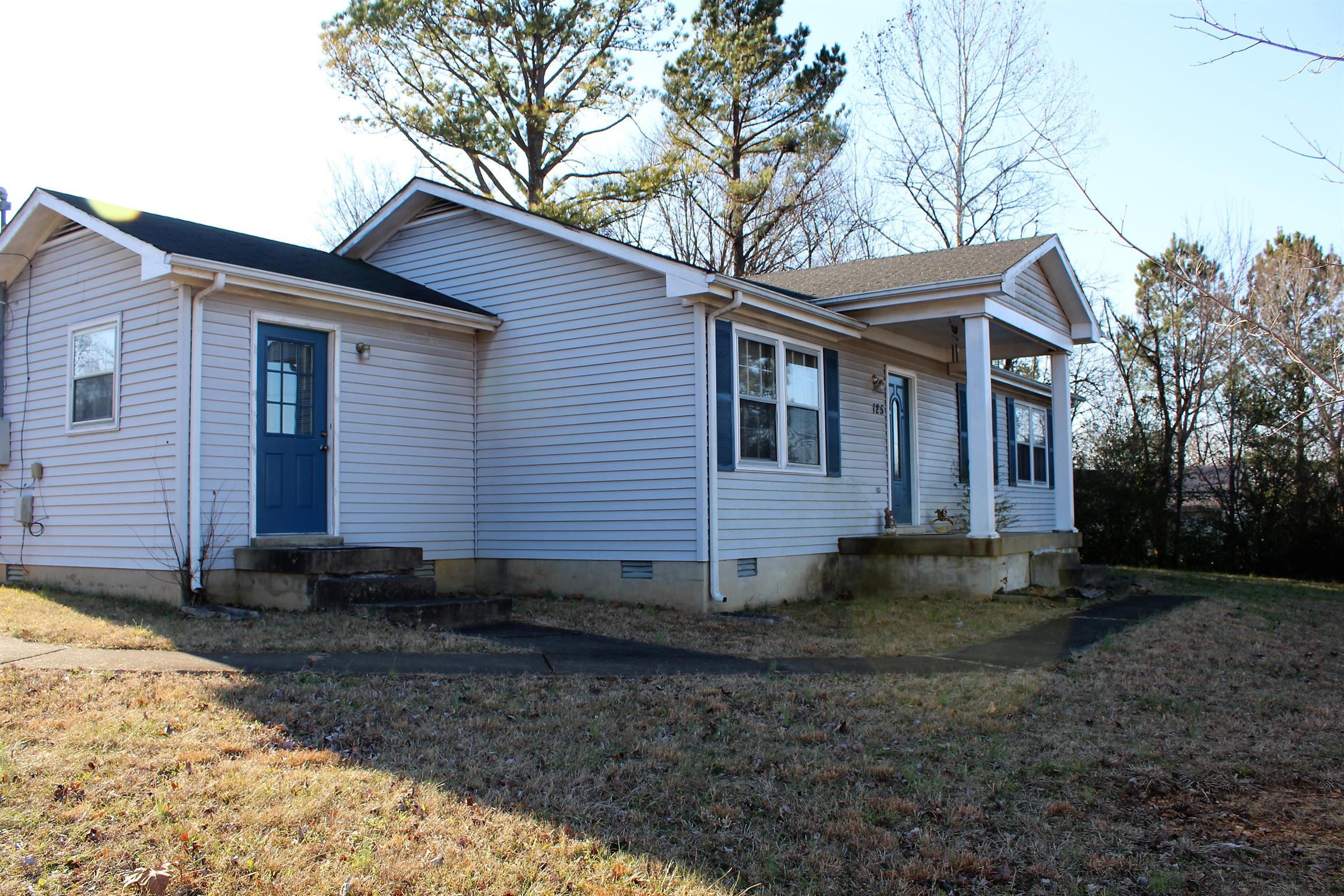 125 Jones Creek Road Dickson, TN 37055 - Photo 3 of 16 a view of a house with a yard