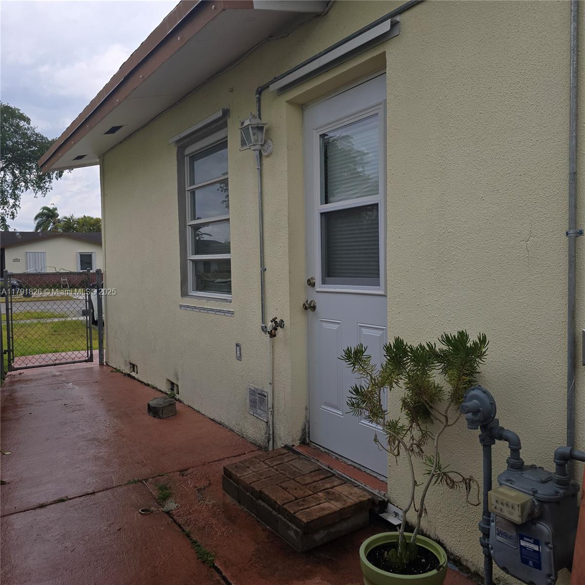 12900 Southwest 81st Street Miami, FL 33183 - Photo 14 of 19 a view of a entryway door of the house