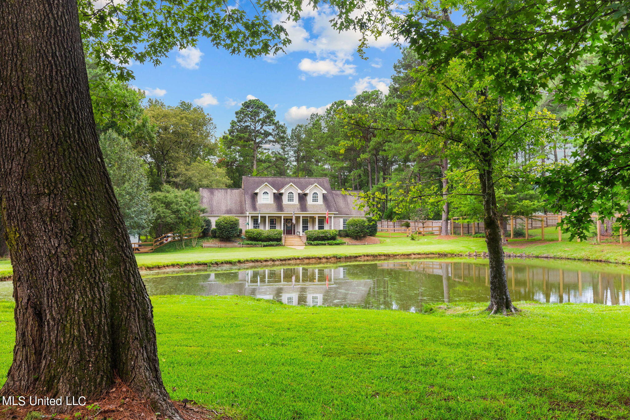 267 Pine Tree Lane Ridgeland, MS 39157 - Photo 1 of 52 55-web-or-mls-267 Pine Tree-55