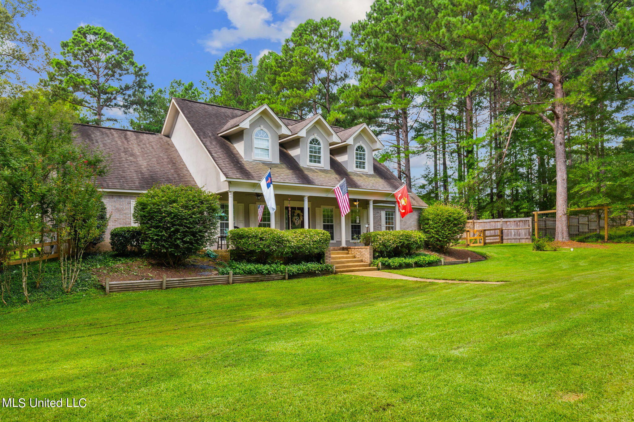 267 Pine Tree Lane Ridgeland, MS 39157 - Photo 5 of 52 3-web-or-mls-267 Pine Tree-3