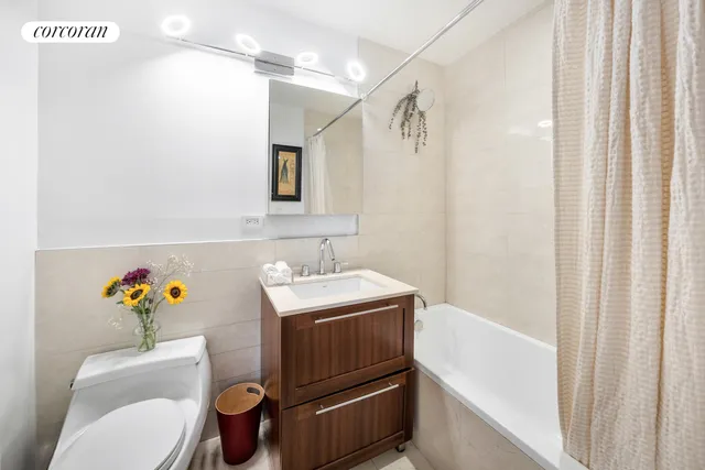 $599,000 | 460 West 236th Street, Unit 4B | Fieldston