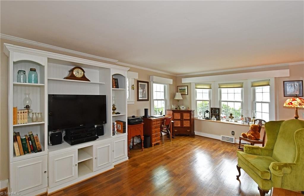 2486 Cook School Road Pilot Mountain, NC 27041 - Photo 3 of 30 Gallery Image 3