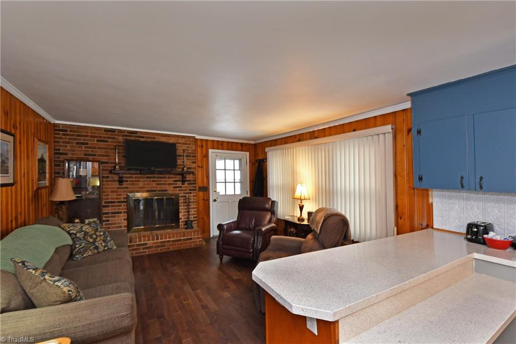 2486 Cook School Road Pilot Mountain, NC 27041 - Photo 9 of 30 Gallery Image 9