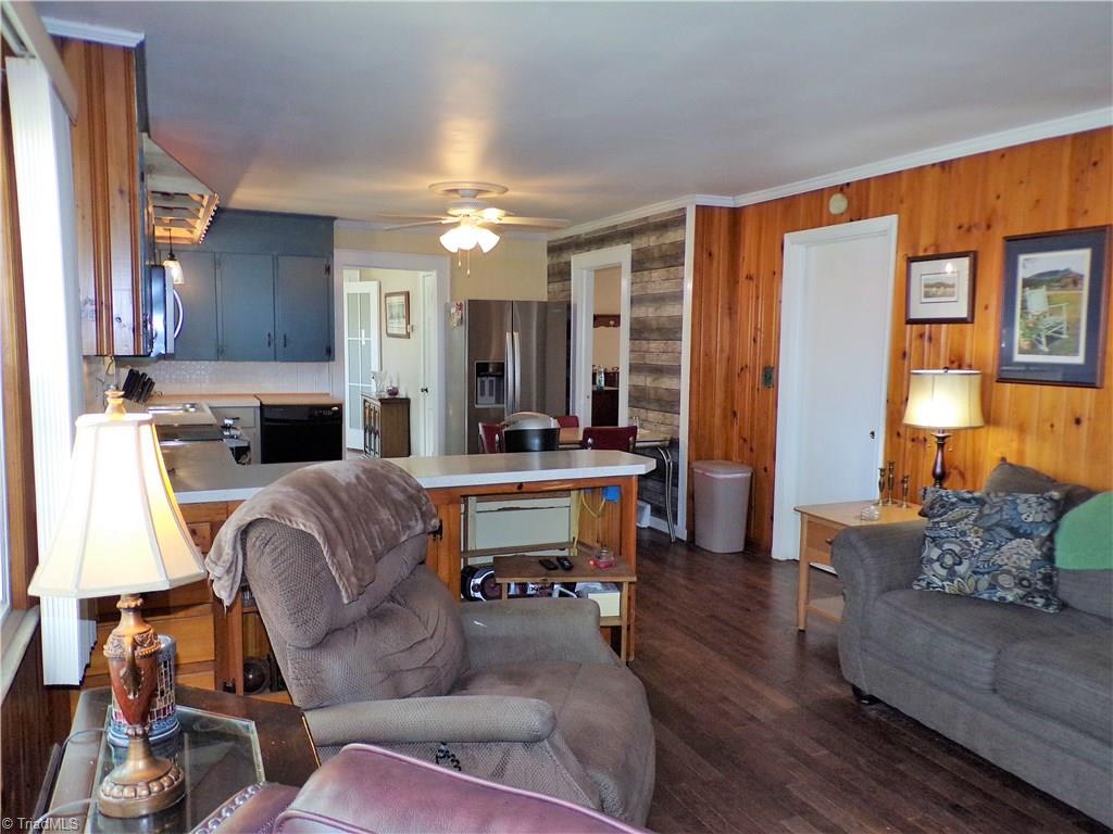 2486 Cook School Road Pilot Mountain, NC 27041 - Photo 10 of 30 Gallery Image 10