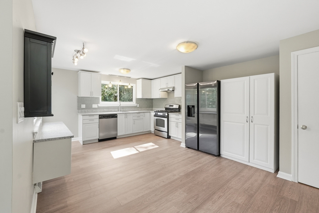 111 Leland Farm Road, Unit 111 Ashland, MA 01721 - Photo 13 of 30