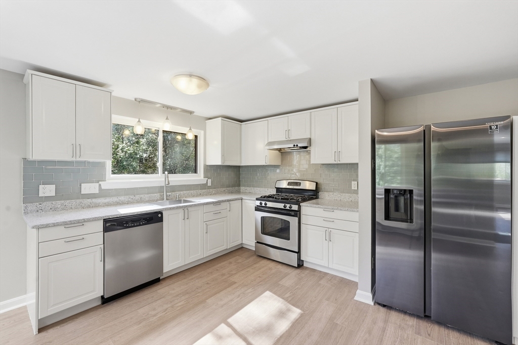 111 Leland Farm Road, Unit 111 Ashland, MA 01721 - Photo 16 of 30