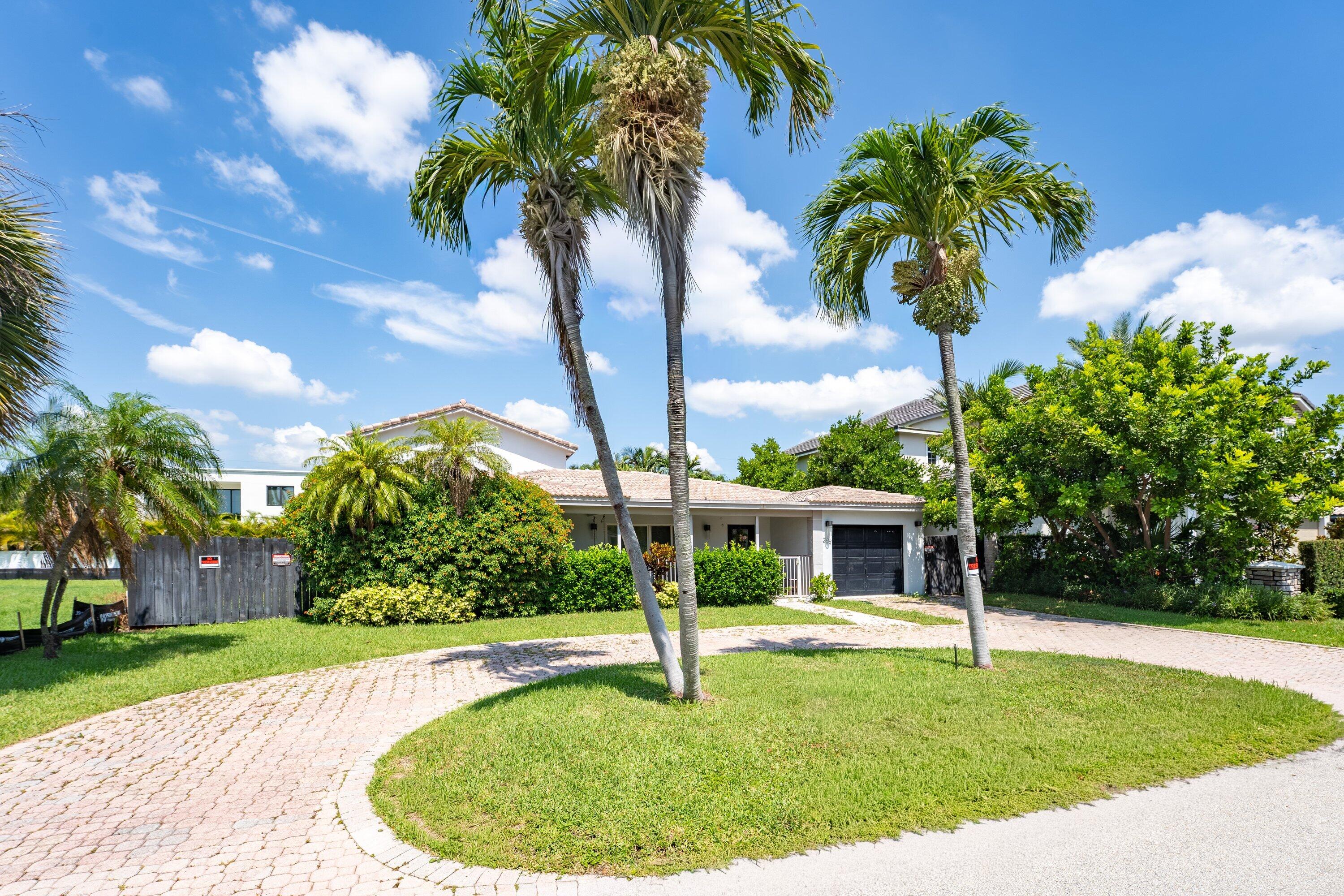 299 Northeast Wavecrest Court Boca Raton, FL 33432 - Photo 5 of 9 001-299NortheastWavecrestCourt-BocaRaton